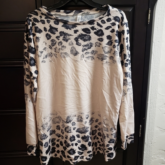 Tickled teal Tops - Tickled Teal Tunic with cheetah print